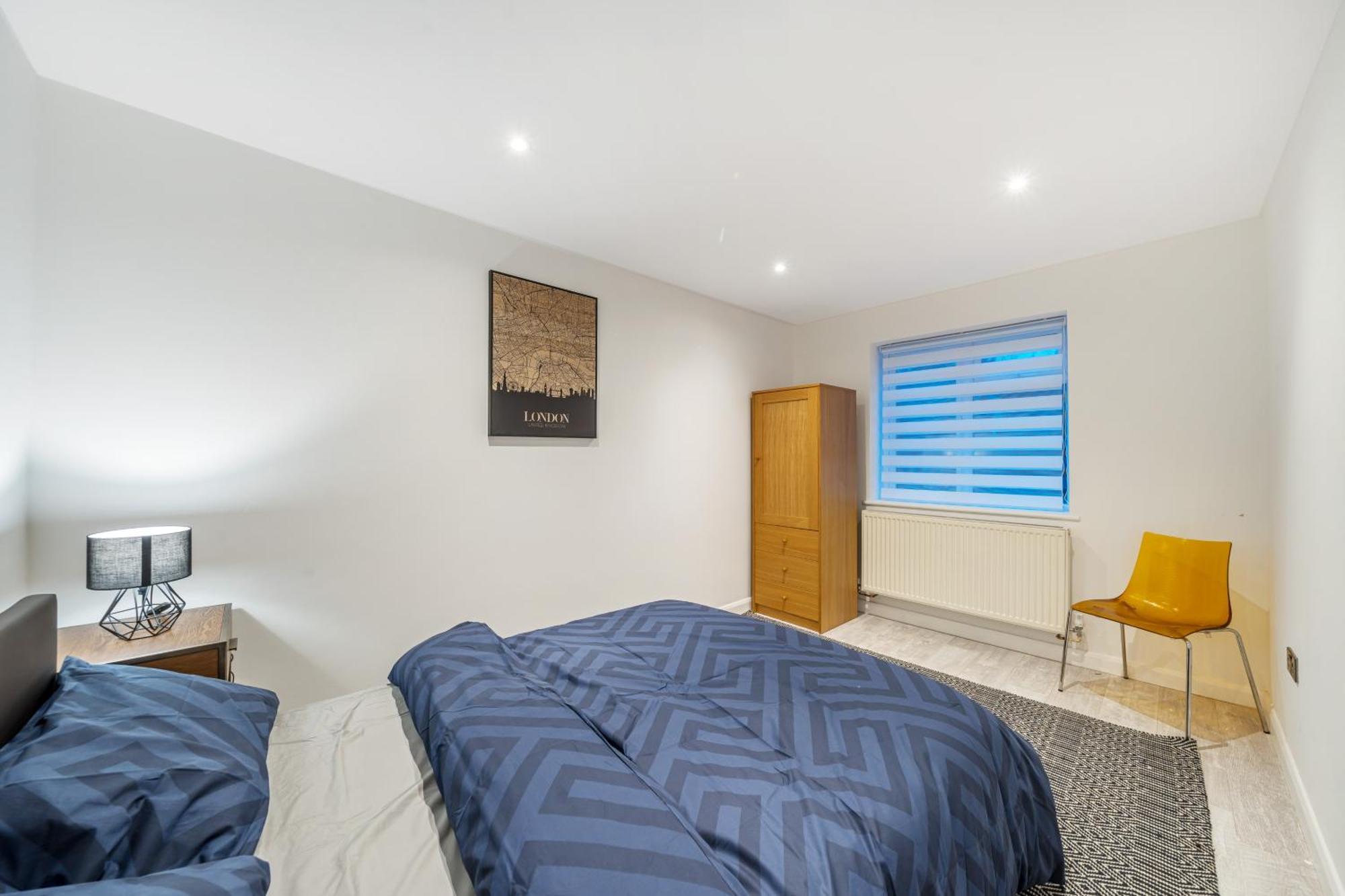 Two Bed Home In The Heart Of Egham Exterior photo